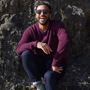 NWT Outerknown Aubergine Red Merino Wool Cashmere Blend Shelter Waffle Henley M